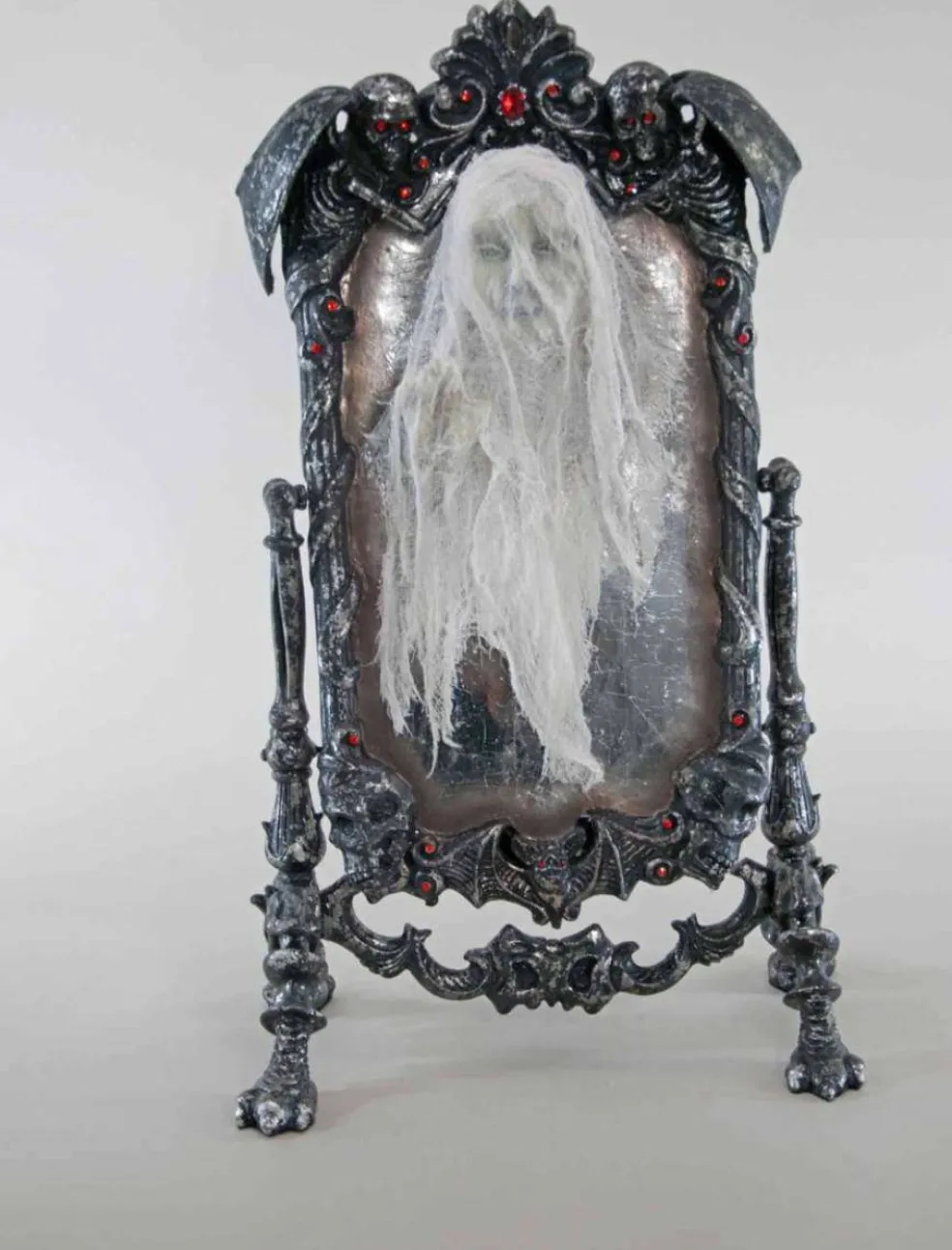 Katherine Collection Halloween*Katherine's Collection 28-828280 Dead And Breakfast Mirror With Creepy Face